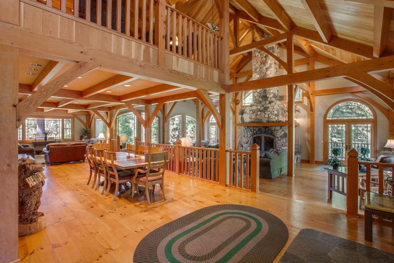 Snowgrass Lodge - River, Mountain Views & Hot Tub Leavenworth Exterior photo
